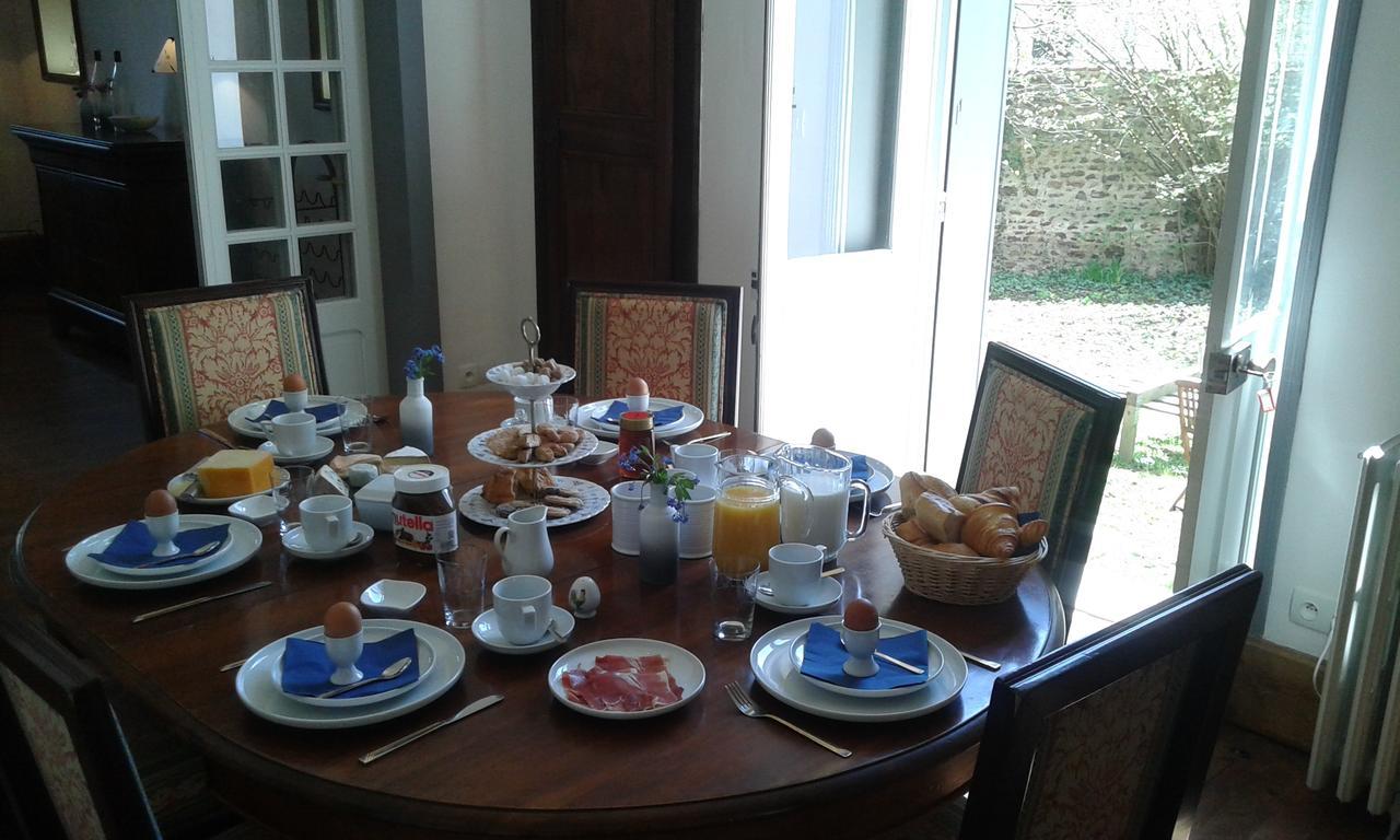 Vailly-sur-Sauldre La Sauldre B&B 외부 사진