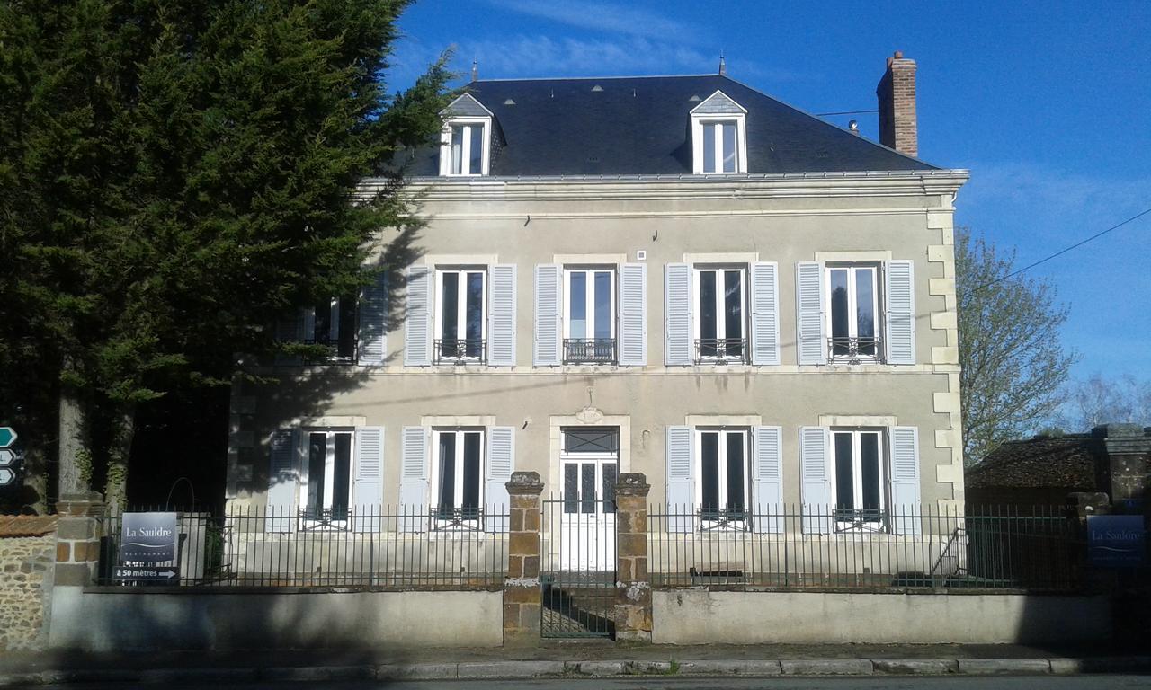 Vailly-sur-Sauldre La Sauldre B&B 외부 사진